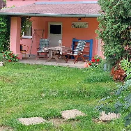Pavlov24 - Zahradní Domečky Apartmán *