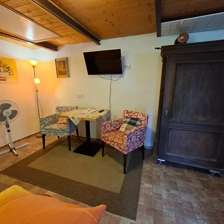 Pavlov24 - Zahradni Domecky Apartment *